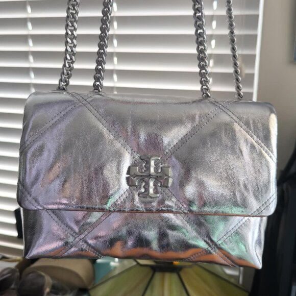 TORY BURCH Small Kira Diamond Quilt Metallic Leather Convertible Shoulder Bag - Picture 3 of 14